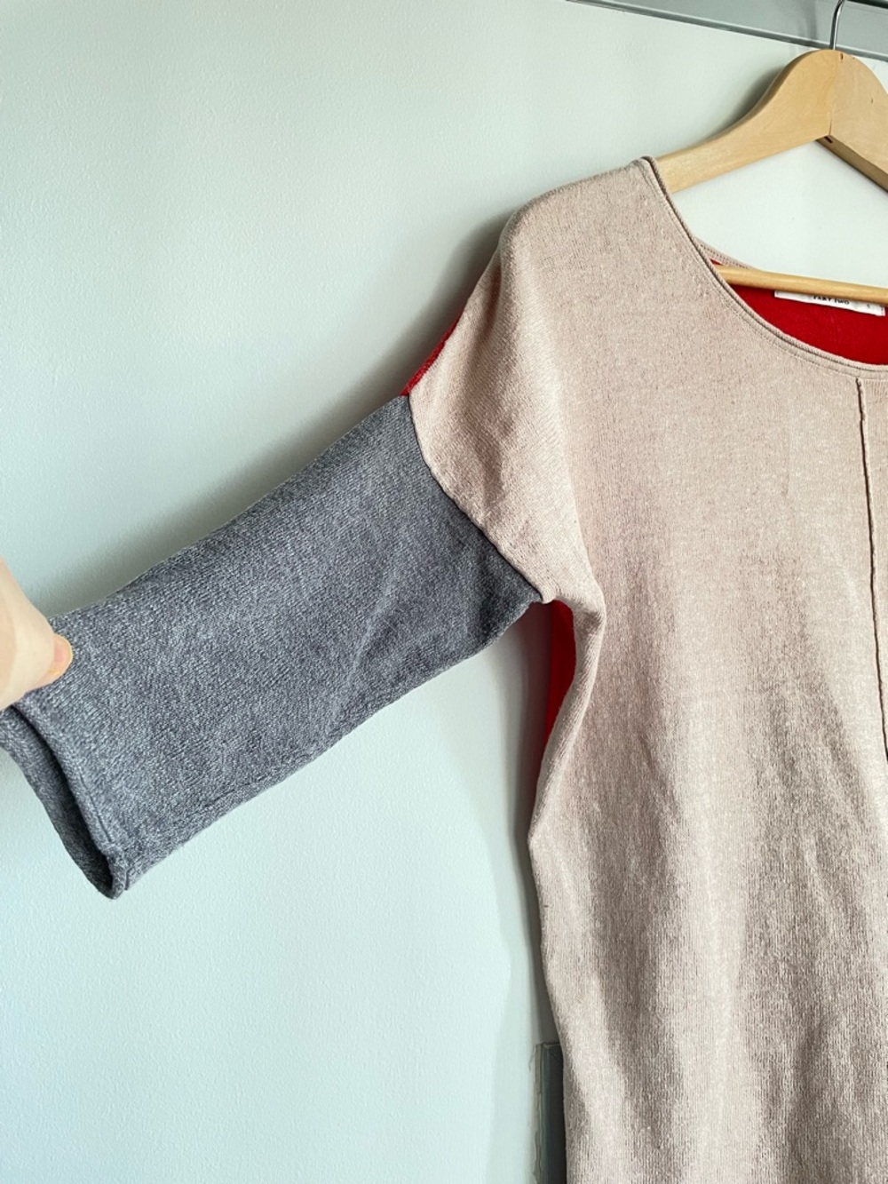 PART TWO Blush, Red & Gray Colorblock Sweater - Picture 2 of 8